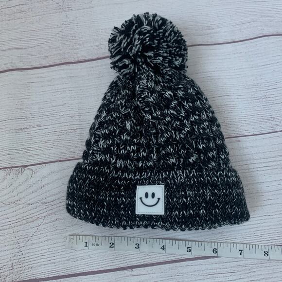Kids Black and White Stocking Hat with Pom Folded Cuff Fleece Interior Small - Picture 9 of 11